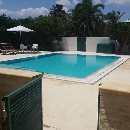 Trilocale Piscina E Doppio Giardino 6 Torre dell'Orso